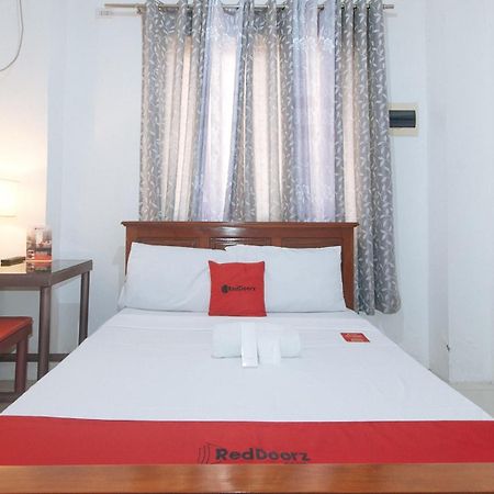 Hotel Reddoorz Near Lrt 2 Antipolo Station Exterior foto