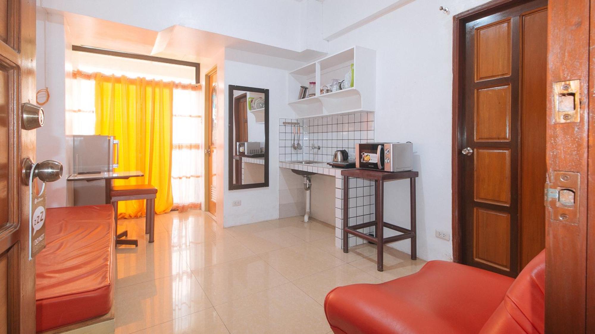 Hotel Reddoorz Near Lrt 2 Antipolo Station Exterior foto