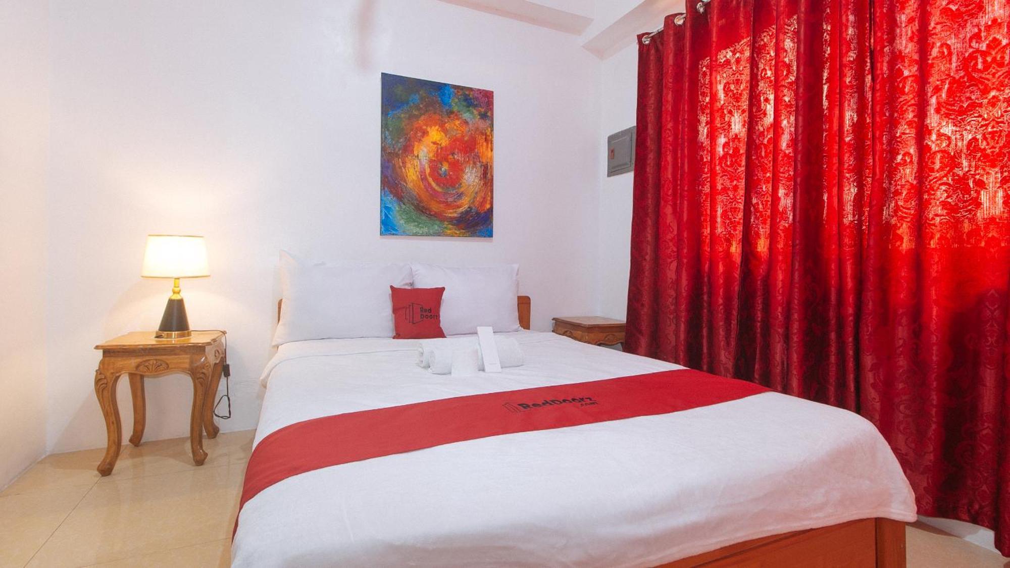 Hotel Reddoorz Near Lrt 2 Antipolo Station Exterior foto