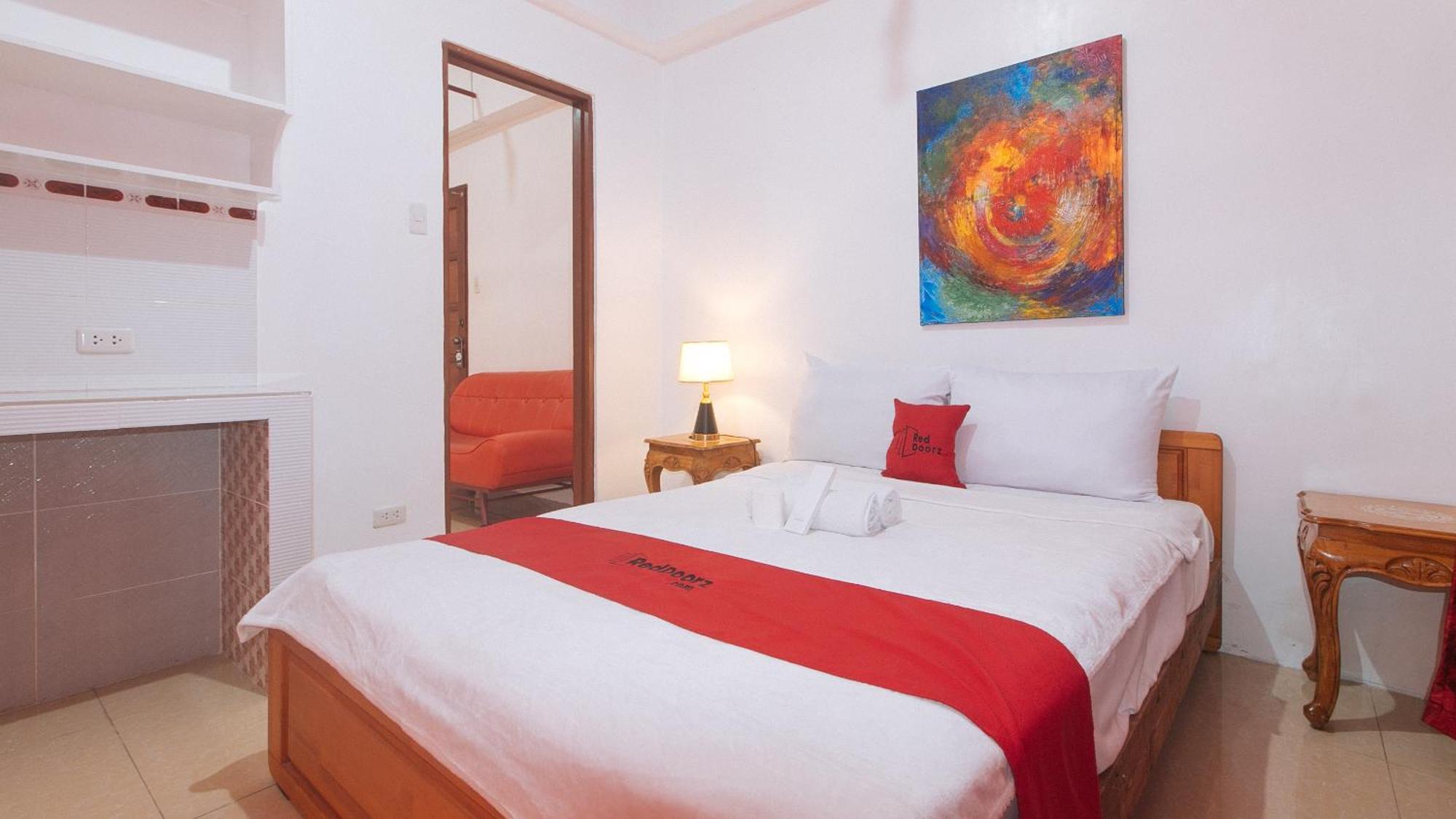 Hotel Reddoorz Near Lrt 2 Antipolo Station Exterior foto
